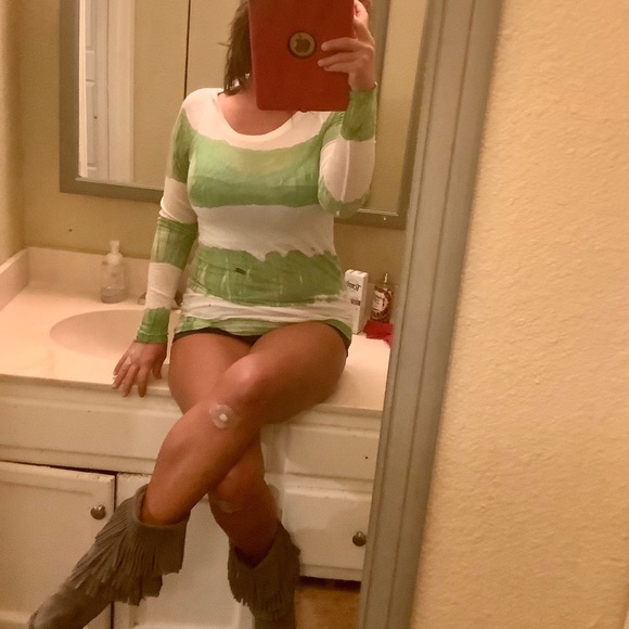 NEW LISTING‼️YFB Tee - Picture 3 of 16